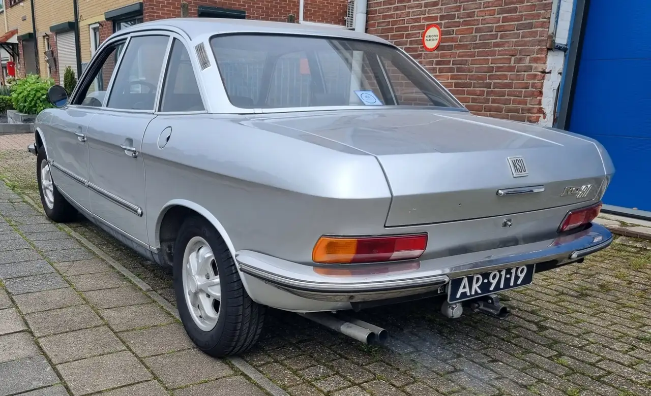 NSU RO80 goed rijdend, foto 3