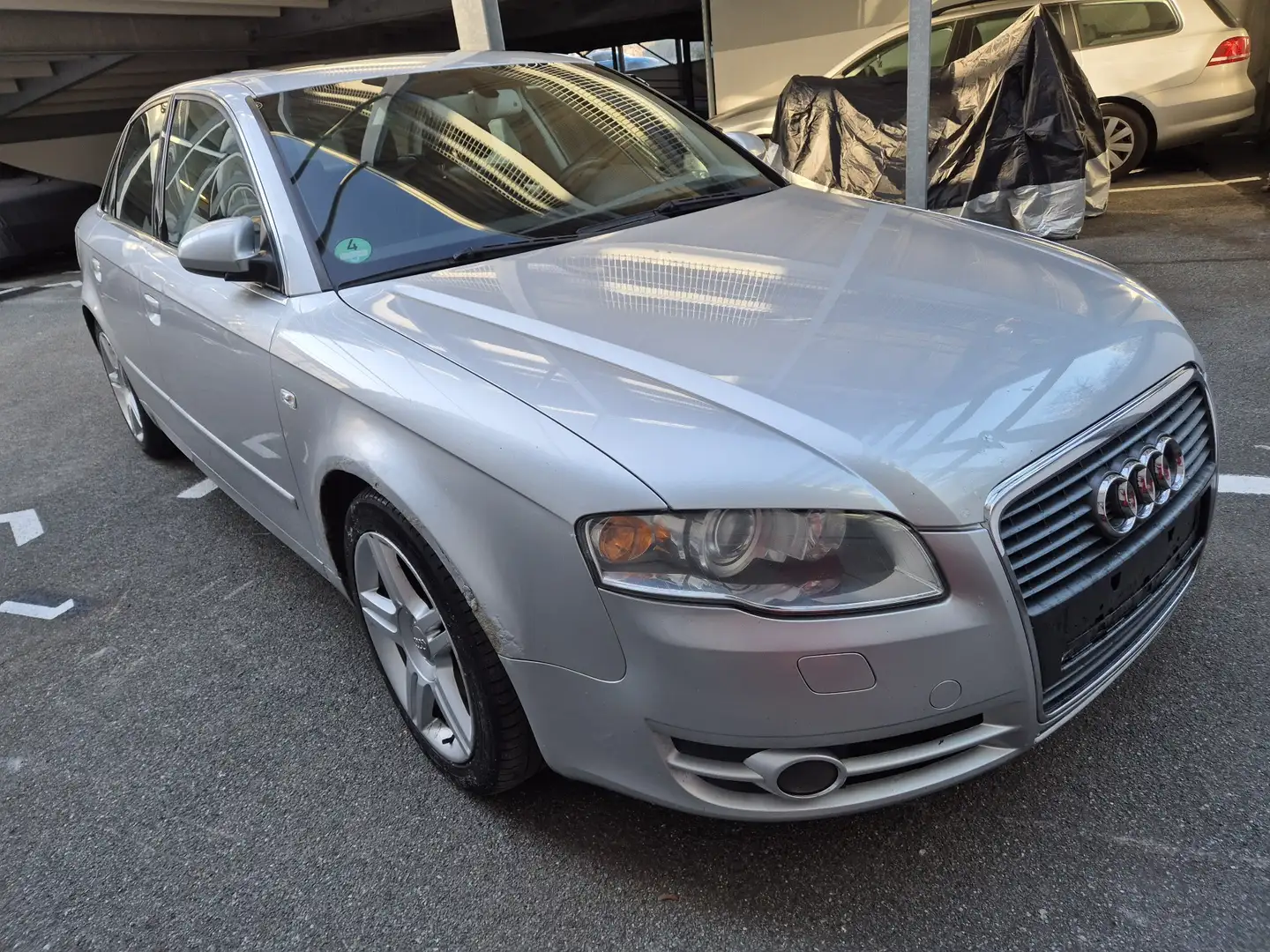 Audi A4 Audi A4 2,5 TDI B7 S-line - 2