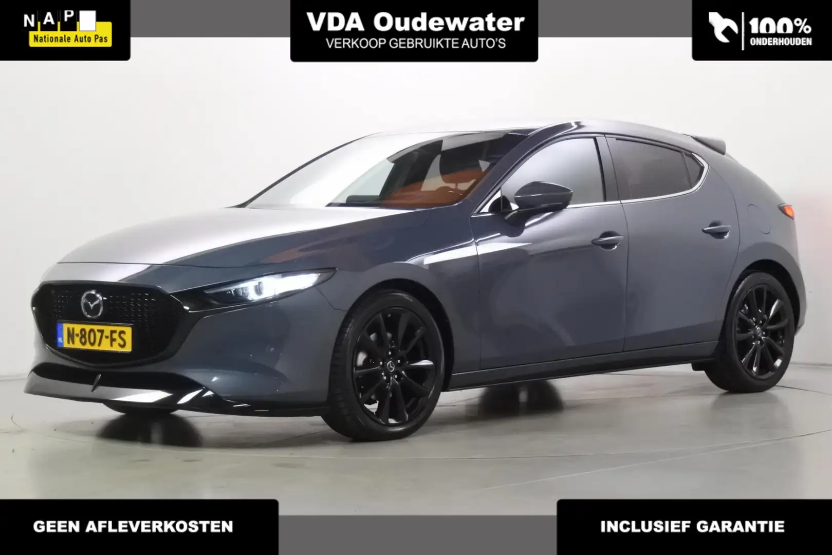 Mazda 3 2.0 X 186pk Luxury Aero Trekhaak Сірий - 1