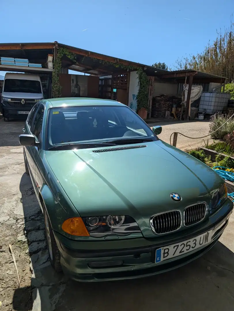 BMW 328 328i Verde - 2