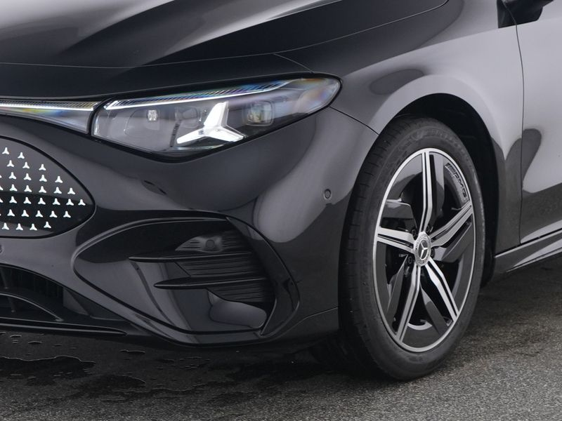 Mercedes-Benz CLA 250 *+ EQ+AMG+NIGHT+SUPERSCREEN+BURMEST+HEAD — photo 3
