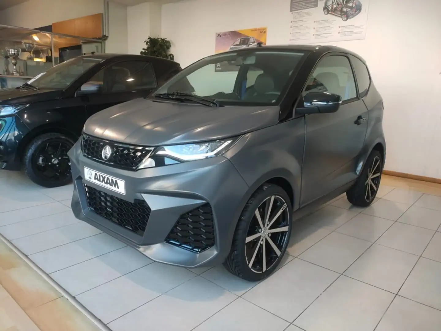 Aixam City GTO Automatic Pelle Alcantara CarPlay Camera Grigio - 2