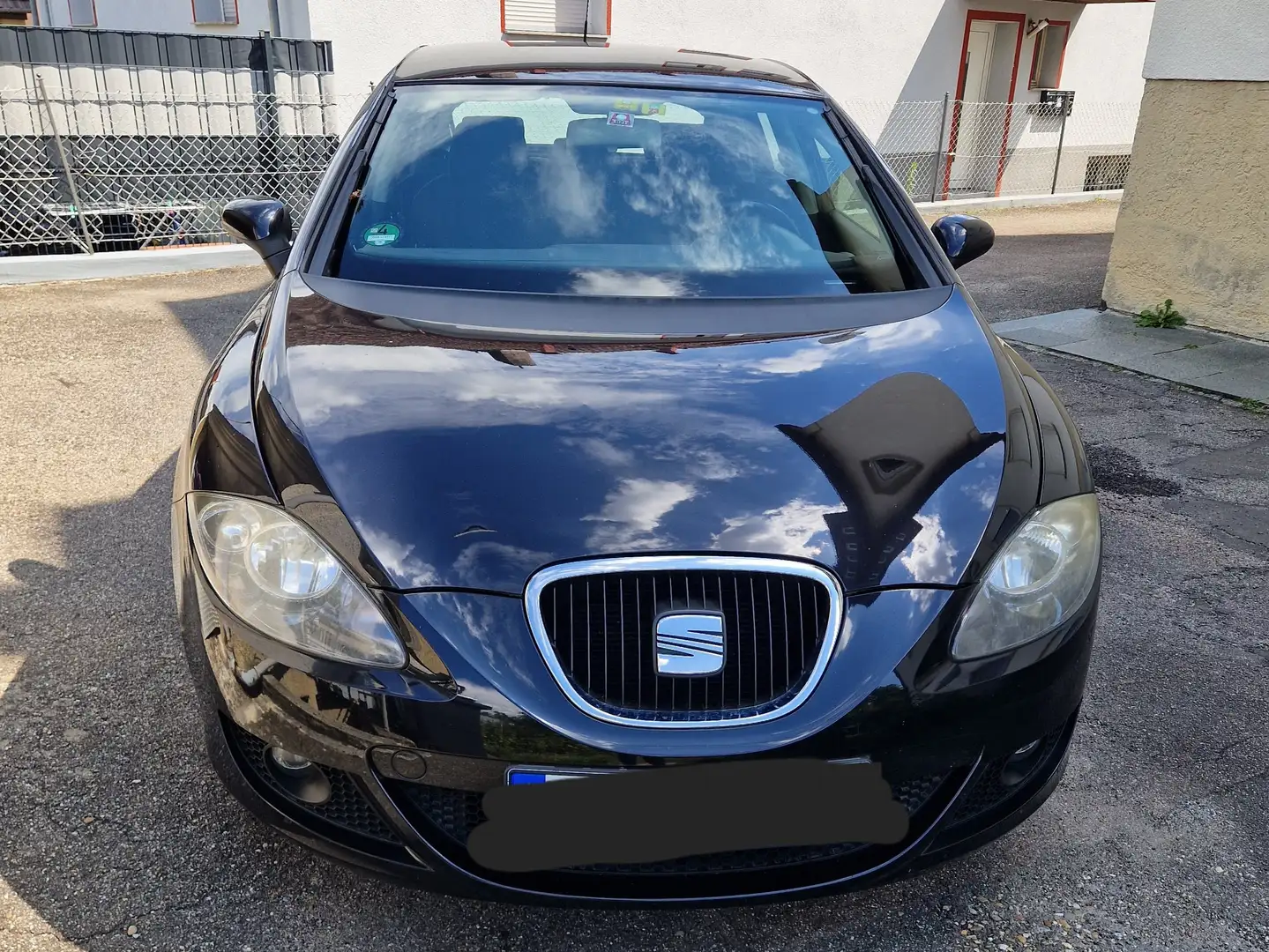 SEAT Leon Leon 1.4 TSI Comfort Limited Schwarz - 1