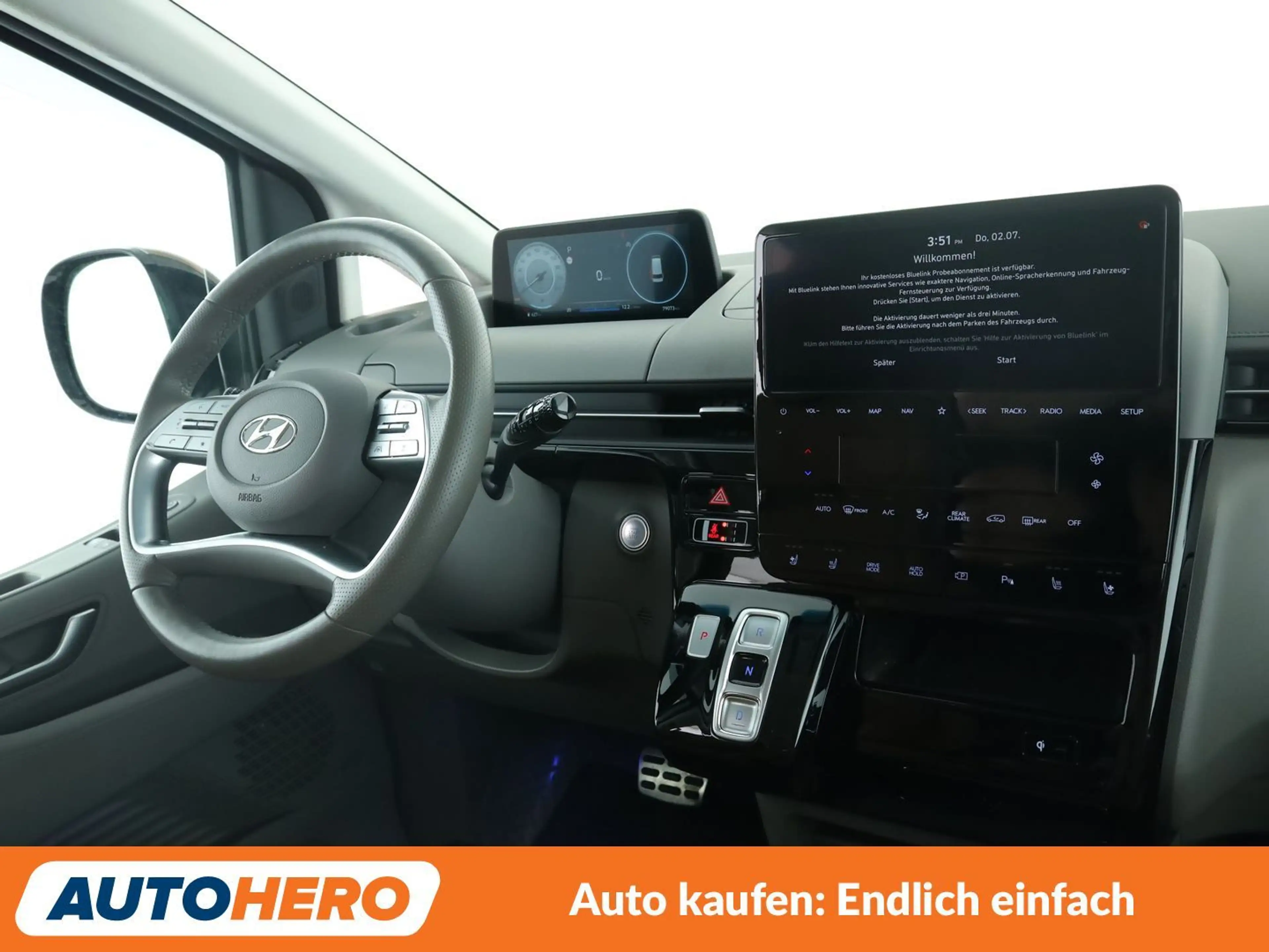 Hyundai STARIA 2.2 CRDi Signature 4WD Aut*NAVI*LED*ACC*CAM* — photo 13