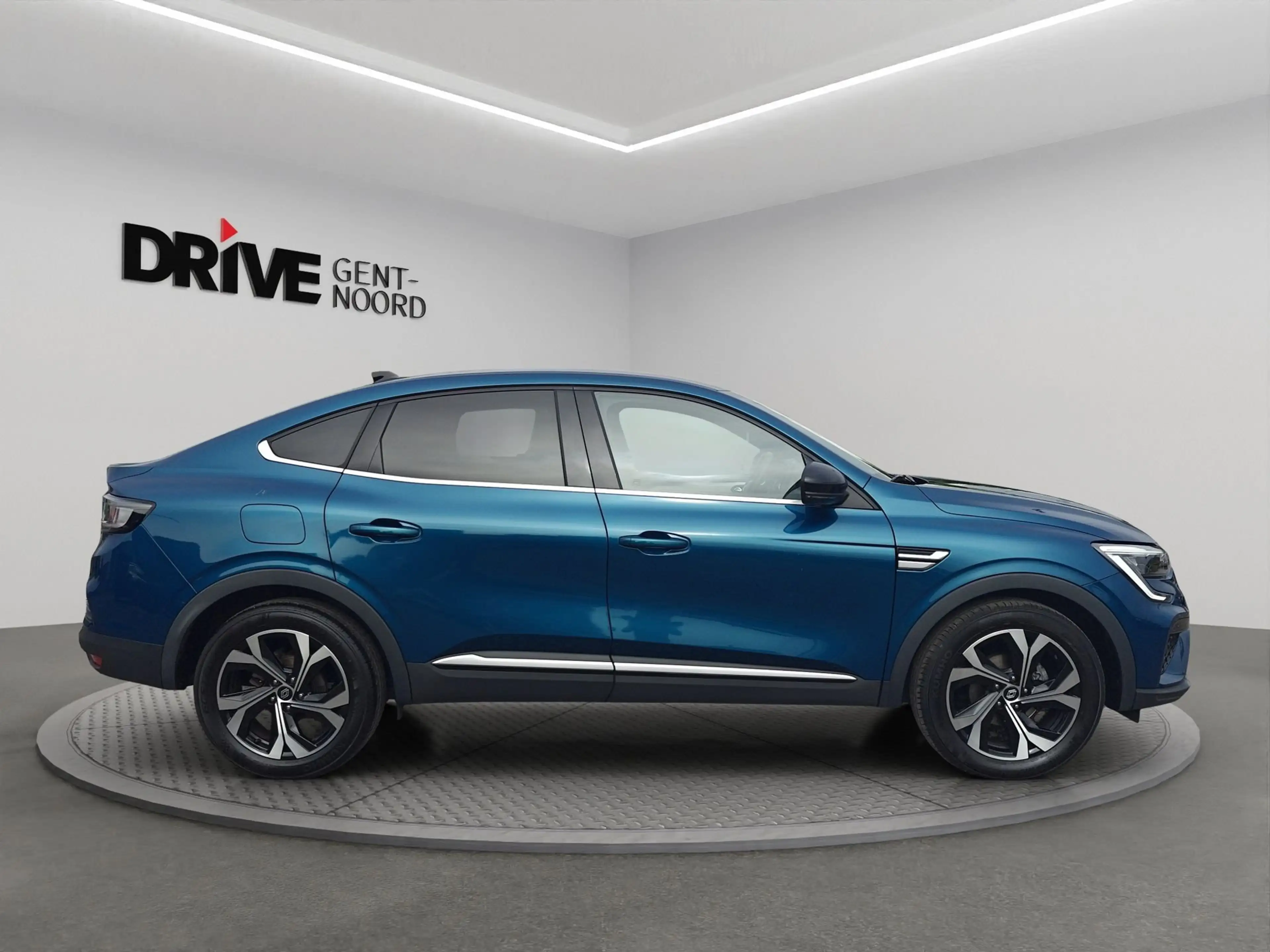 Renault Arkana MHEV Techno EDC *Facelift* — photo 6