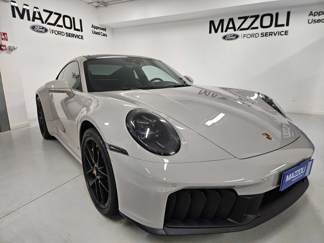 Porsche 911 992.2 CARRERA 4 GTS HYBRID
