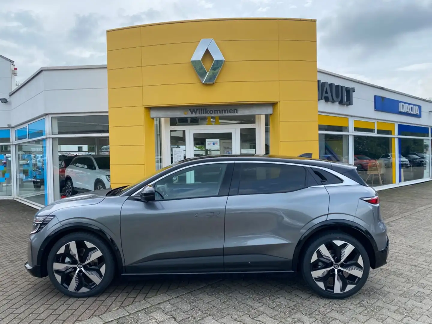 Renault Megane E-Tech  Techno 100% Elektrisch Grau - 2