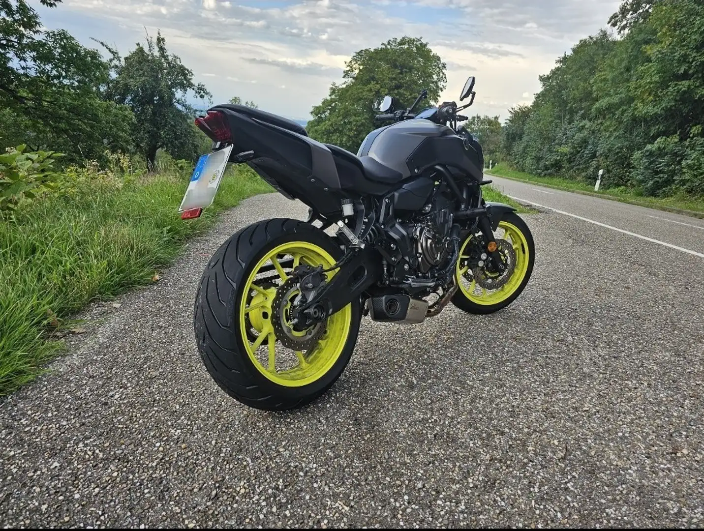Yamaha MT-07 LeoVince | 75 o. 48 PS mögl. | Scheckheft Gelb - 1