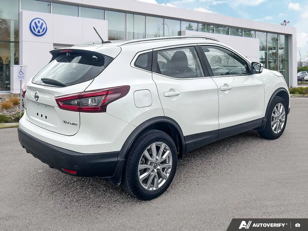 Nissan Qashqai снимка Nissan Qashqai