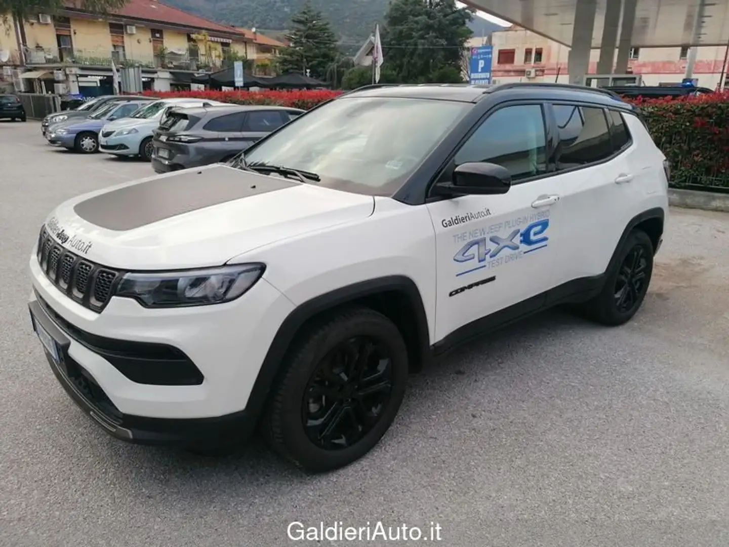 Jeep Compass plug-in upland 1.3 turbo t4 4xe Blanc - 1