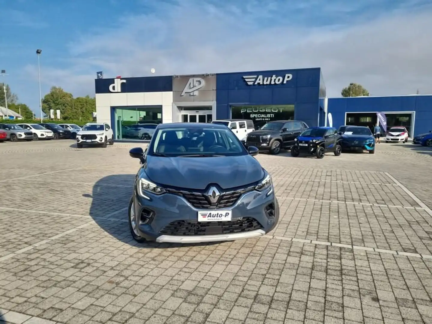 Renault Captur Plug-in Hybrid E-Tech 160 CV Intens Grijs - 1