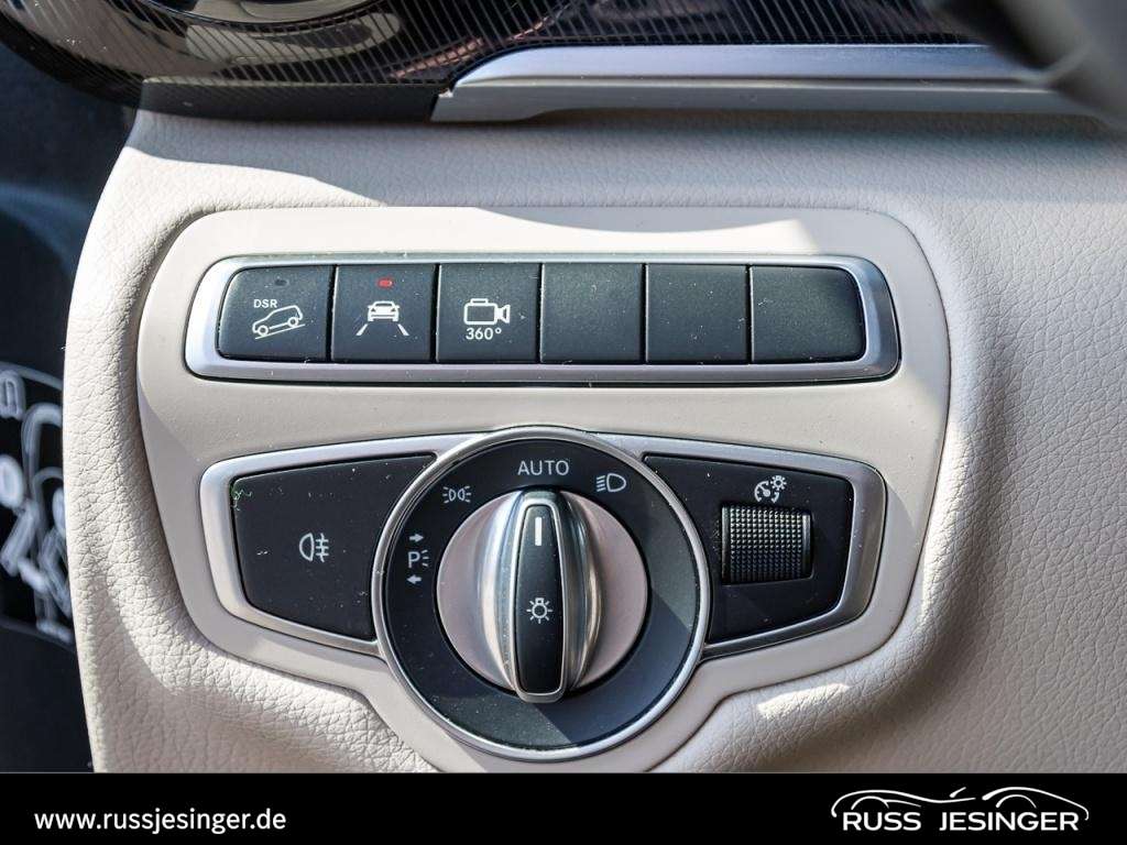Mercedes-Benz V 250