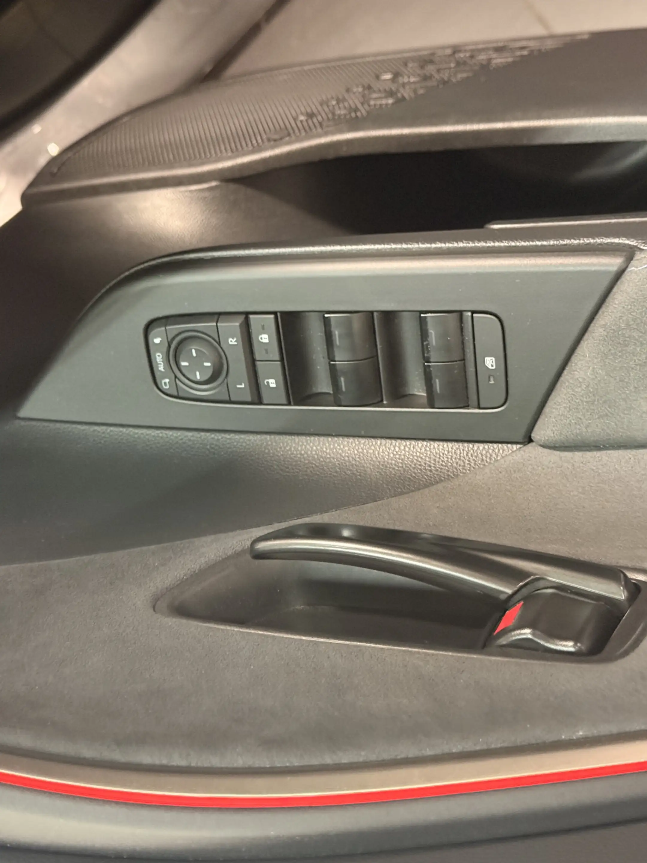 Toyota C-HR 2.0 Hybrid 200 Executive | Panoramadak | JBL | HUD — photo 10