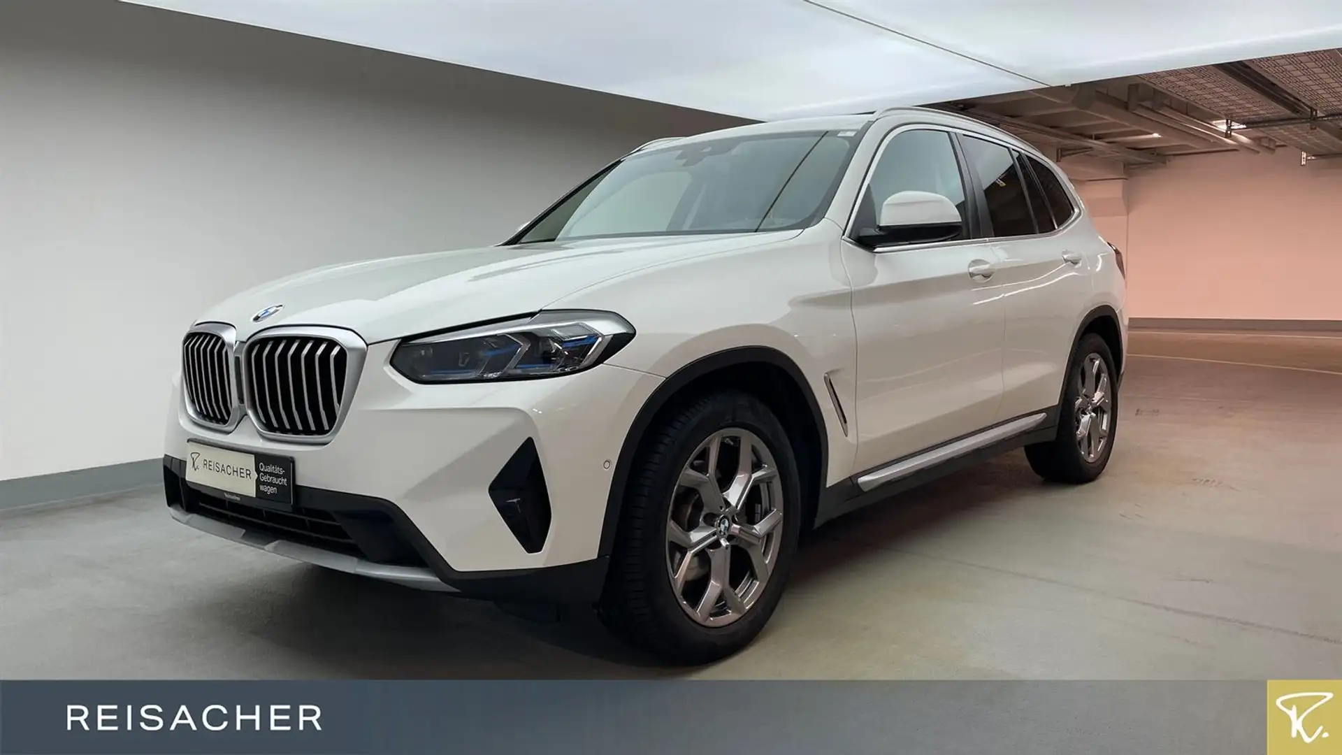 BMW X3 A xDrive20d,AHK,LED,ParkAss,DrA,Komfortzg Weiß - 1