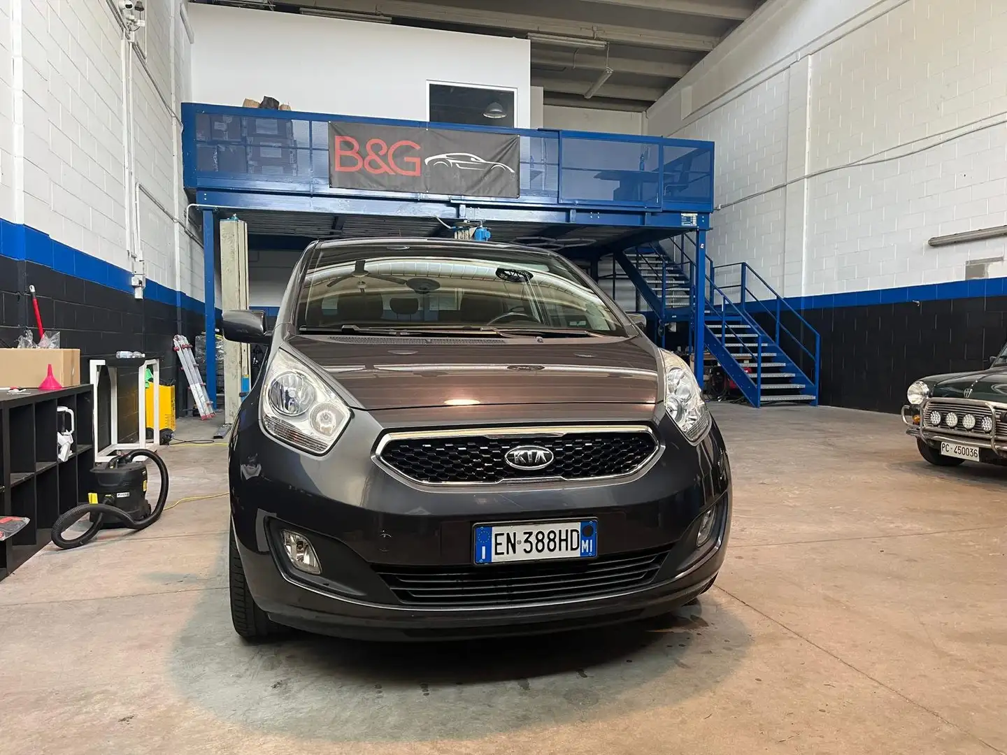 Kia Venga Venga 1.4 Active (EX easy) ADATTA A NEOPATENTATI Grigio - 1