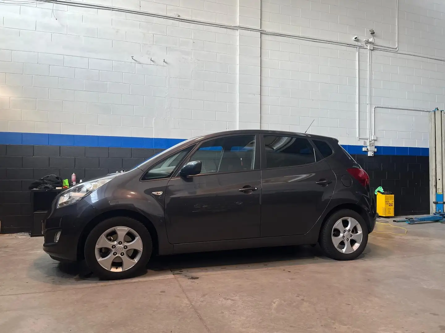 Kia Venga Venga 1.4 Active (EX easy) ADATTA A NEOPATENTATI Grigio - 2