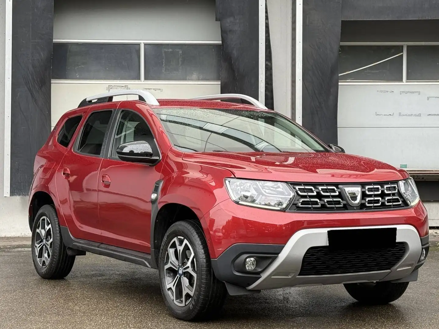 Dacia Duster 1.3 TCE Celebration 4WD 150 PS Rot - 2