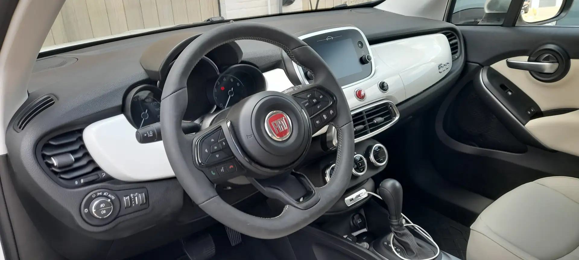 Fiat 500X 500X Dolcevita 1.5 GSE HybridClub Wit - 2