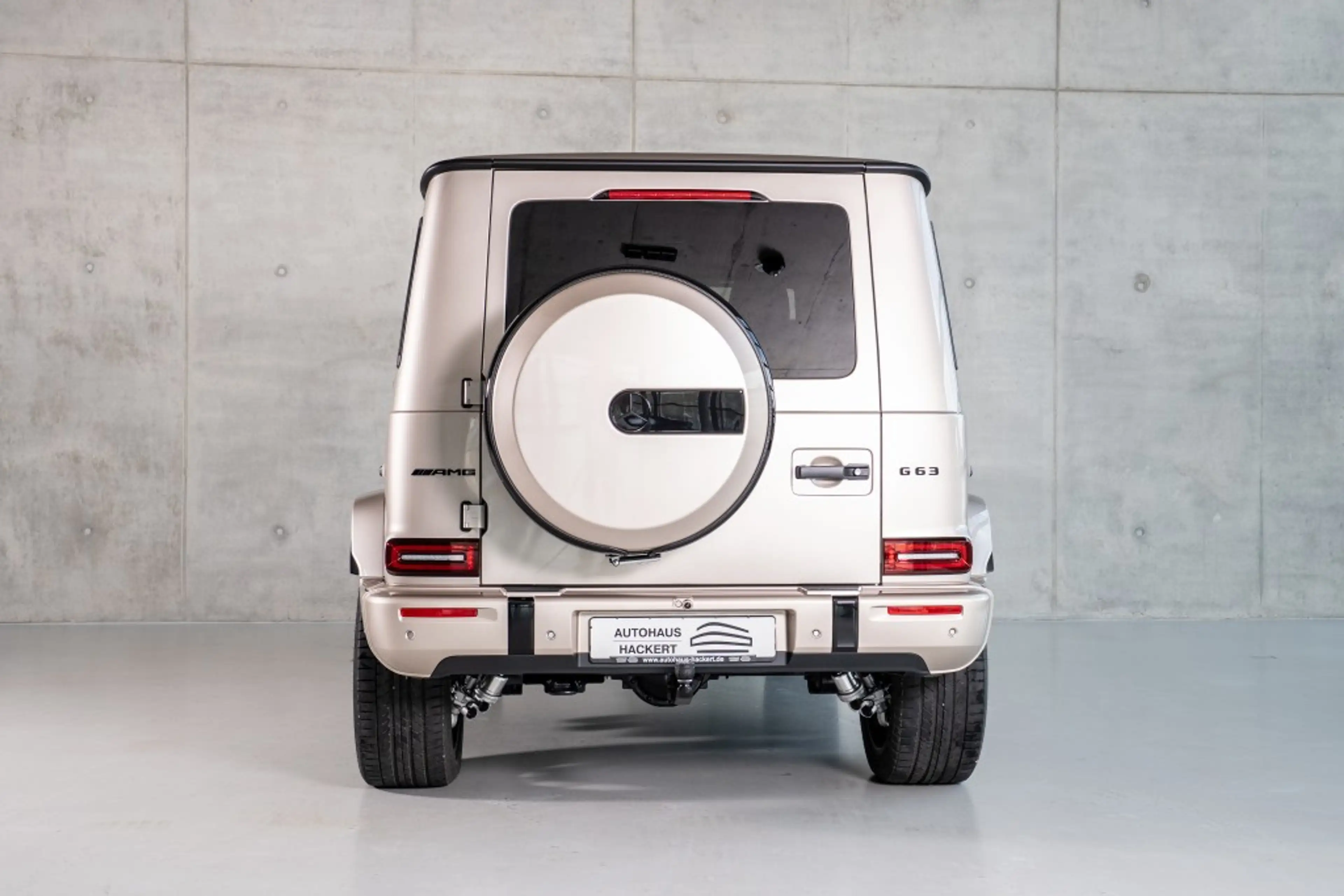 Mercedes-Benz G 63 AMG Carbon Superior A22 Wärme Komfort Night — photo 7