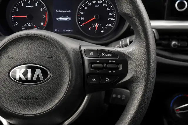 Kia Picanto view 6