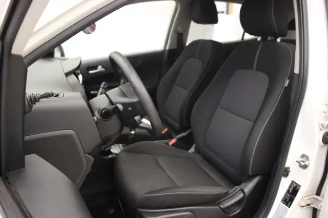 Kia Picanto view 9