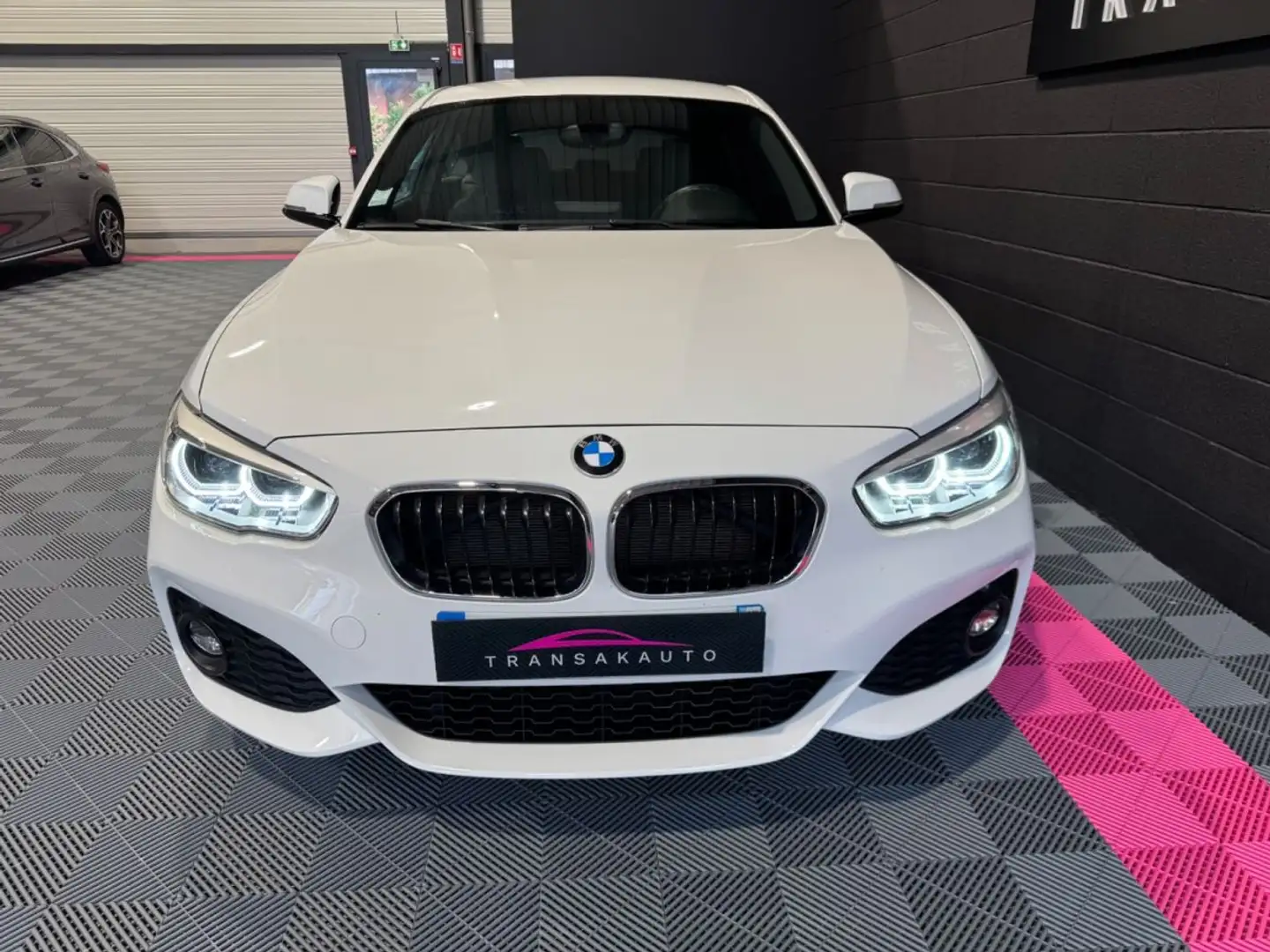 BMW 120 SERIE F21 LCI 120i 184 ch M Sport Blanc - 2