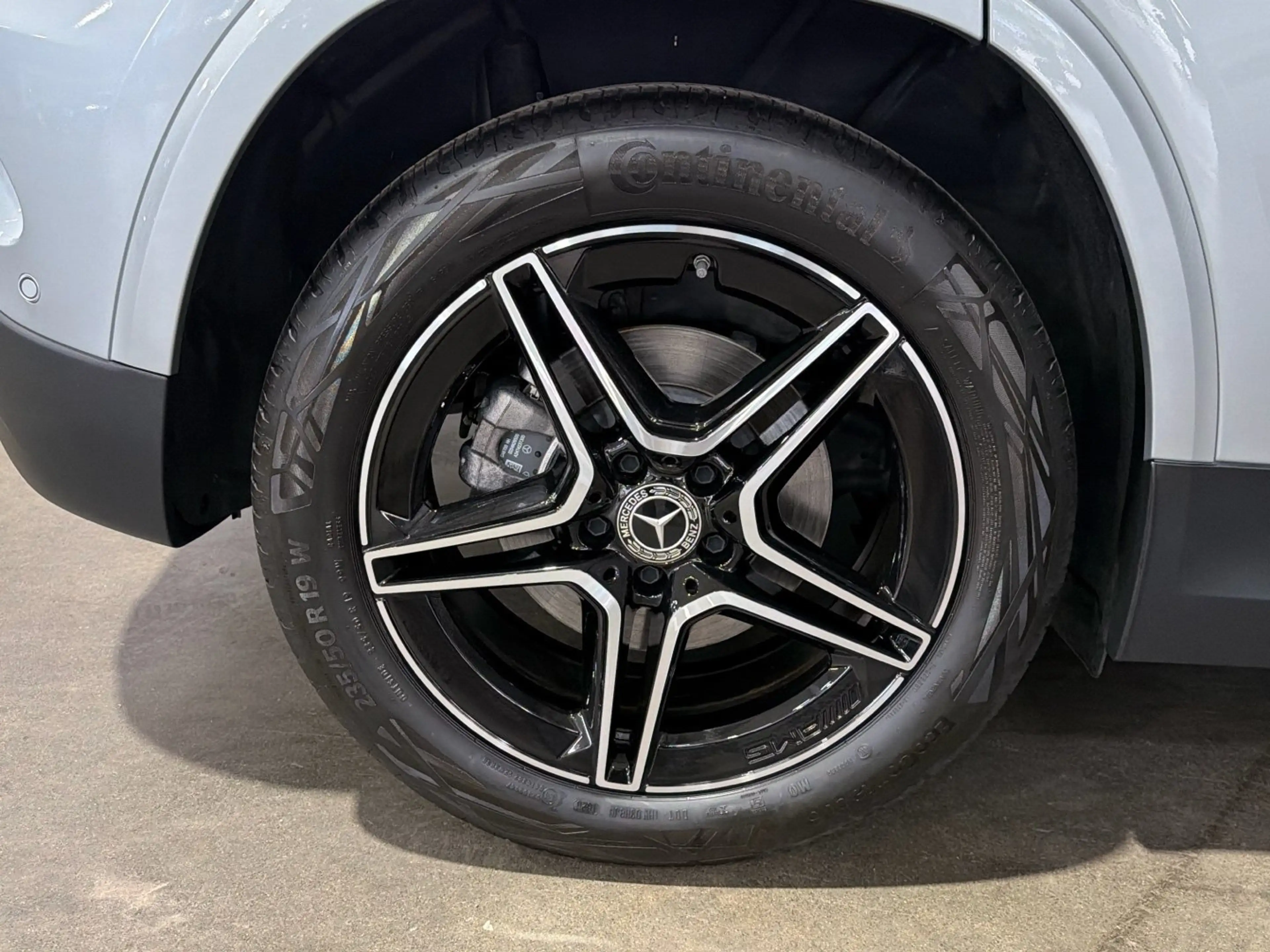 Mercedes-Benz GLA 220 4M AMG Premium+ Night Pano Standhzg. 360 — photo 8