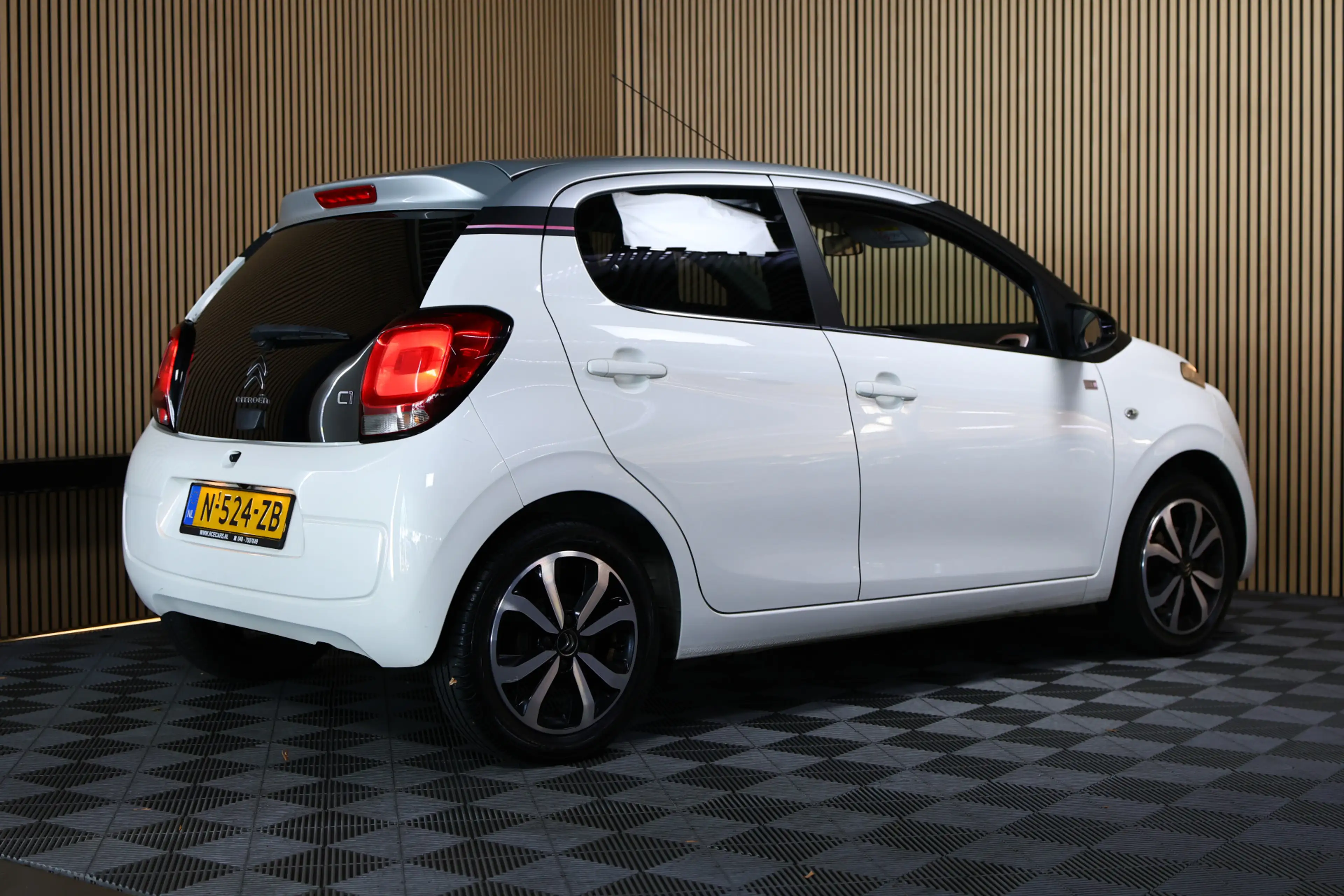 Citroen C1 1.0 VTi Elle AVM CARPLAY CLIMA CAMERA CRUISE BT "1 — photo 8