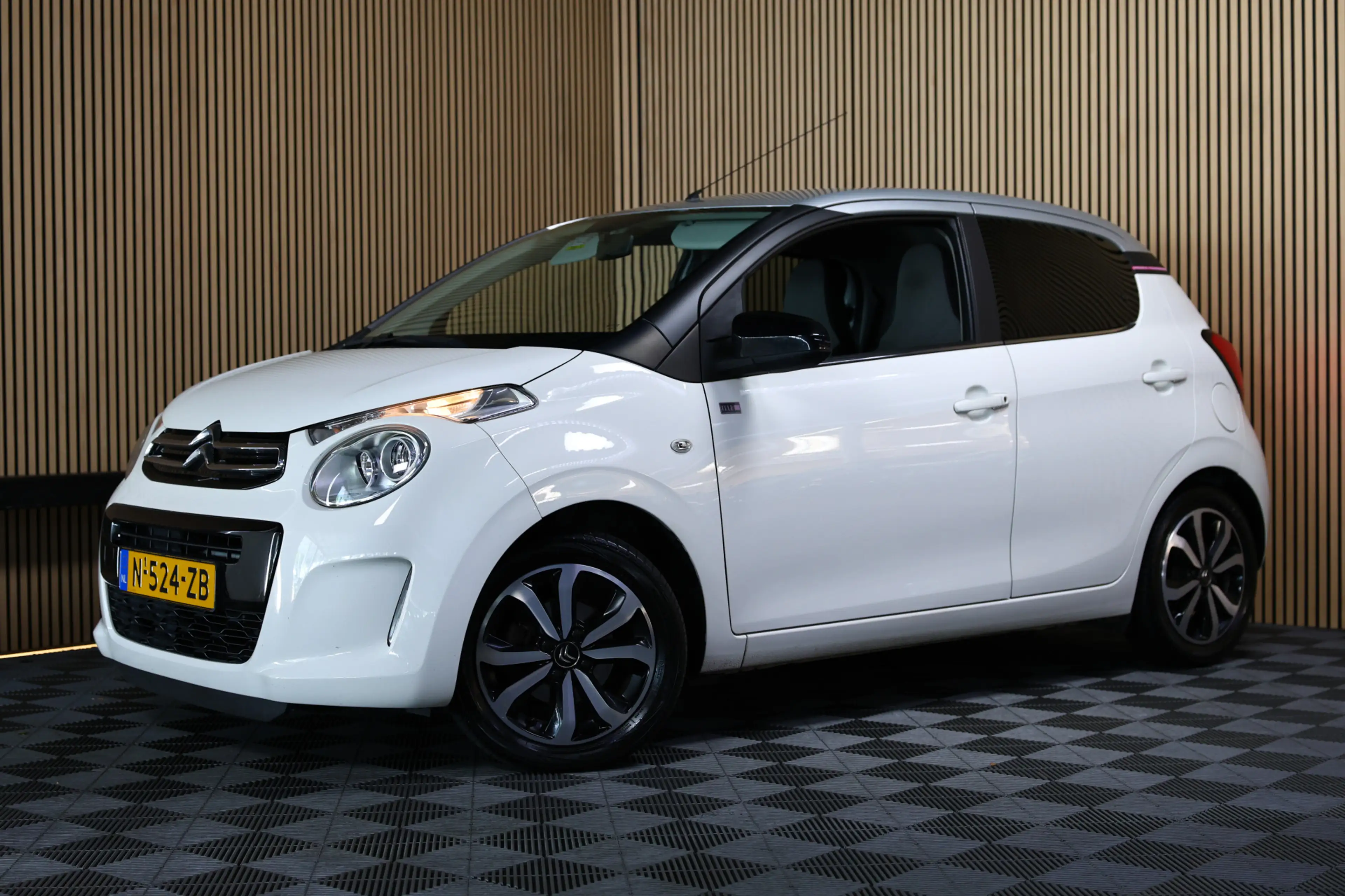 Citroen C1 1.0 VTi Elle AVM CARPLAY CLIMA CAMERA CRUISE BT "1 — photo 2
