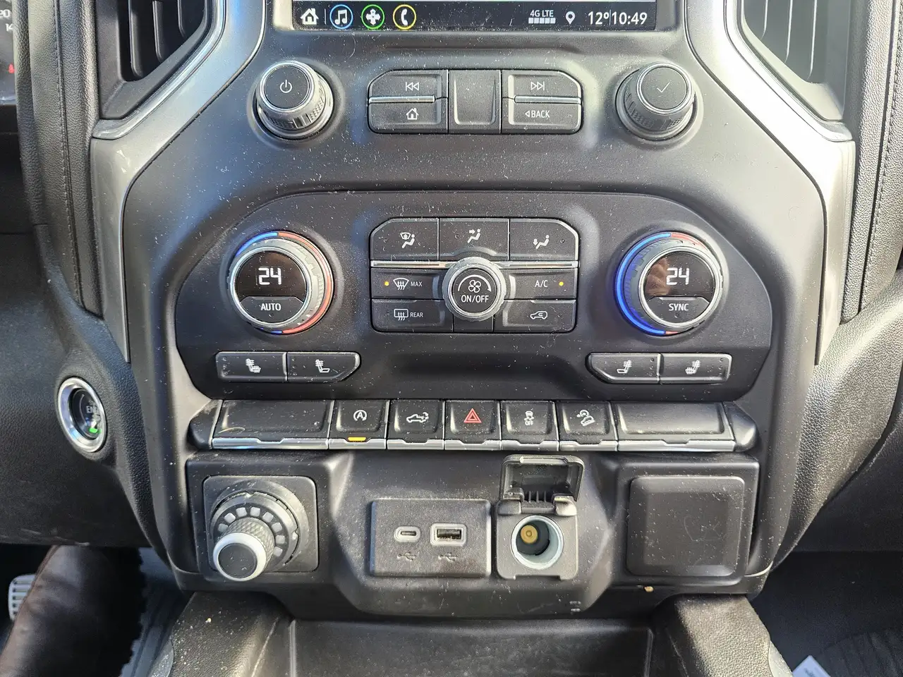 Chevrolet Silverado 1500 снимка Chevrolet Silverado 1500