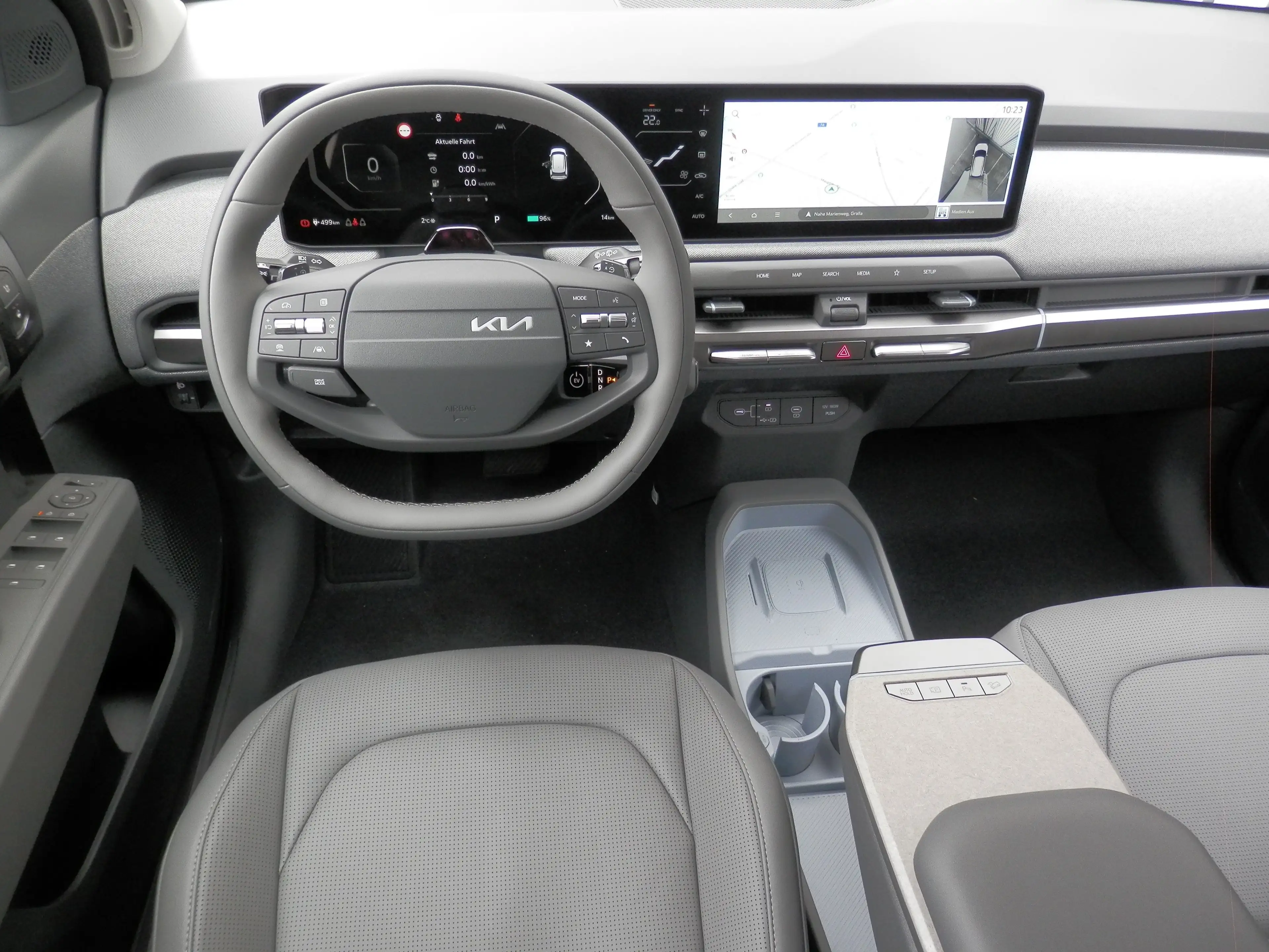 Kia EV3 FWD 81,4kWh Long Range Earth plus — photo 7