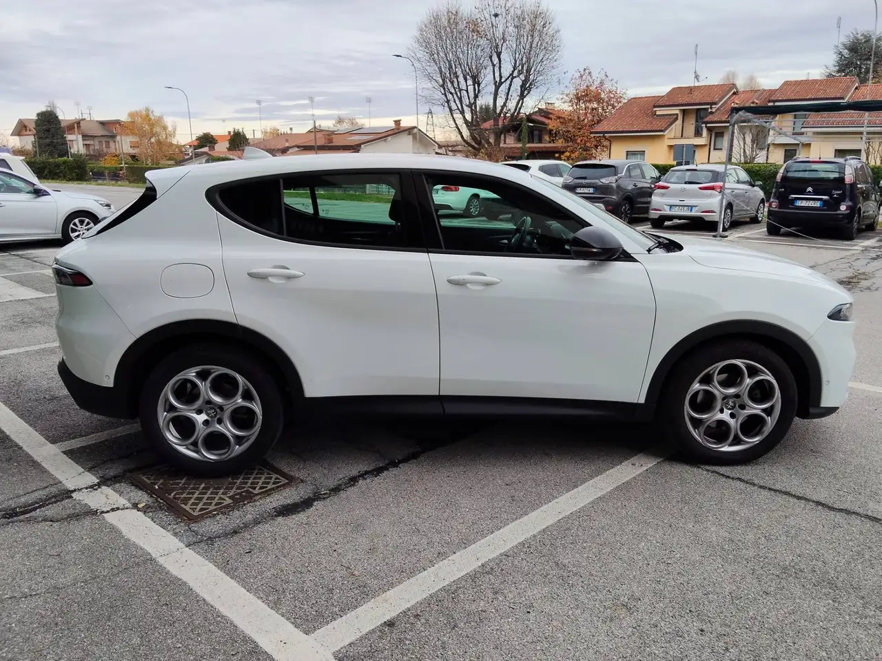 Alfa Romeo Tonale 2023