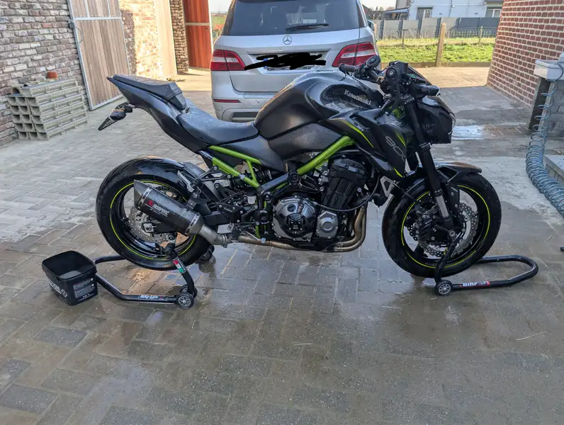 Kawasaki Z 900 - foto 2