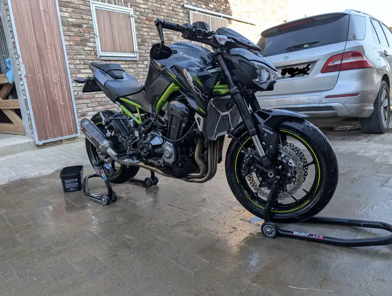 Kawasaki Z 900 - foto 3