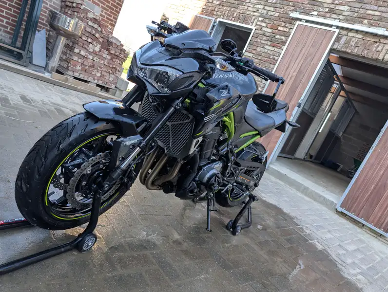 Kawasaki Z 900 - foto 5