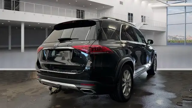 Mercedes-Benz Gle view 4