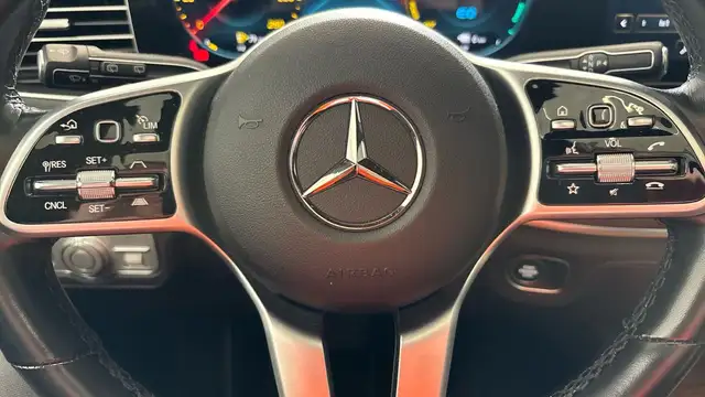 Mercedes-Benz Gle view 8