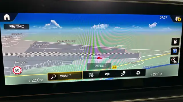 Mercedes-Benz Gle view 14