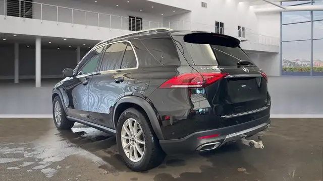 Mercedes-Benz Gle view 3