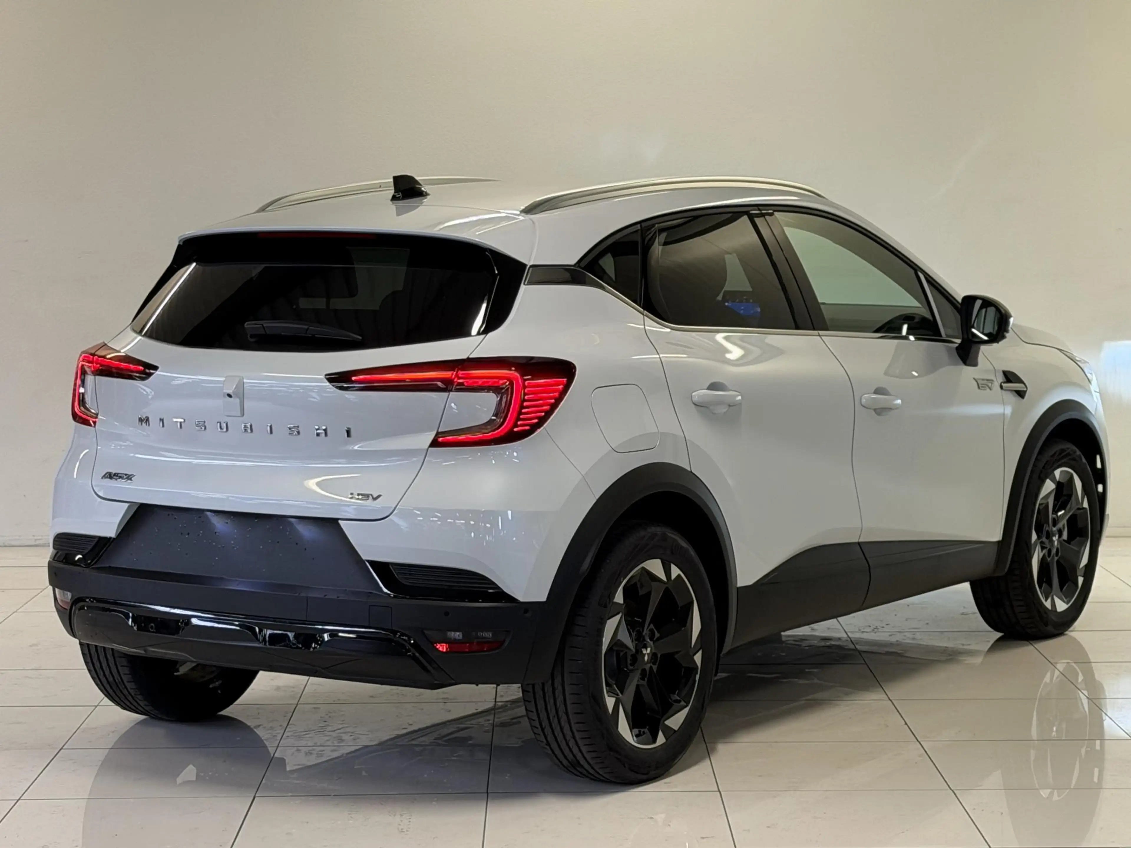 Mitsubishi ASX 1.8 HEV 160 AT Intense+ | Van: € 39.200,- nu direc — photo 2