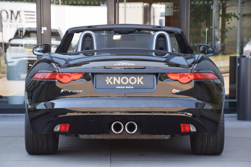 Jaguar F-Type 3.0 V6 S Convertible — photo 4