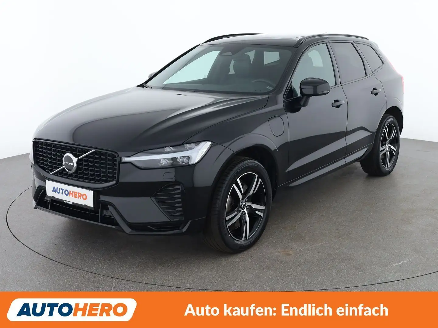 Volvo XC60 2.0 T6 Recharge Plug-in Hybrid R Design AWD Schwarz - 1