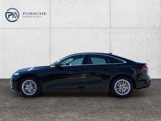 Audi A5 view 3