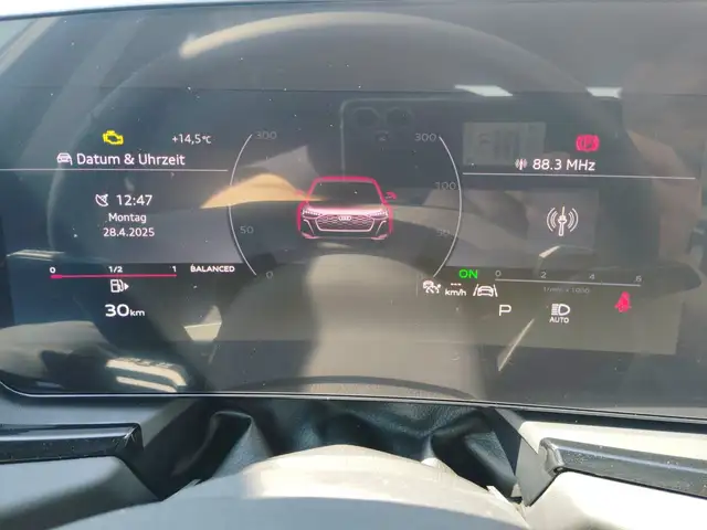 Audi A5 view 9