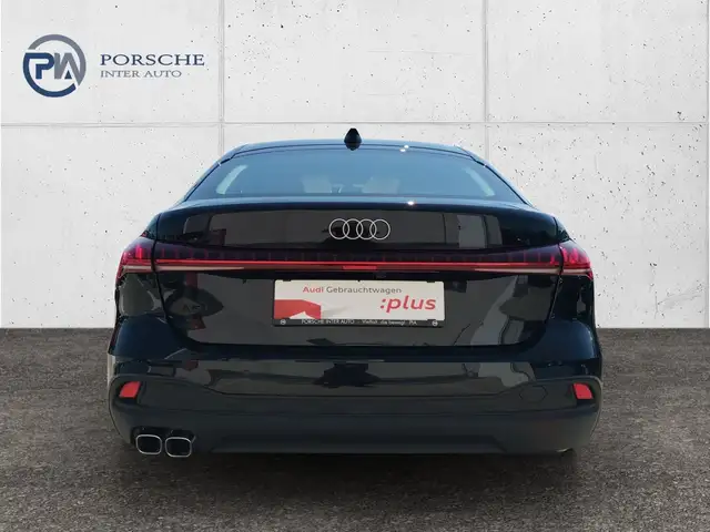 Audi A5 view 5