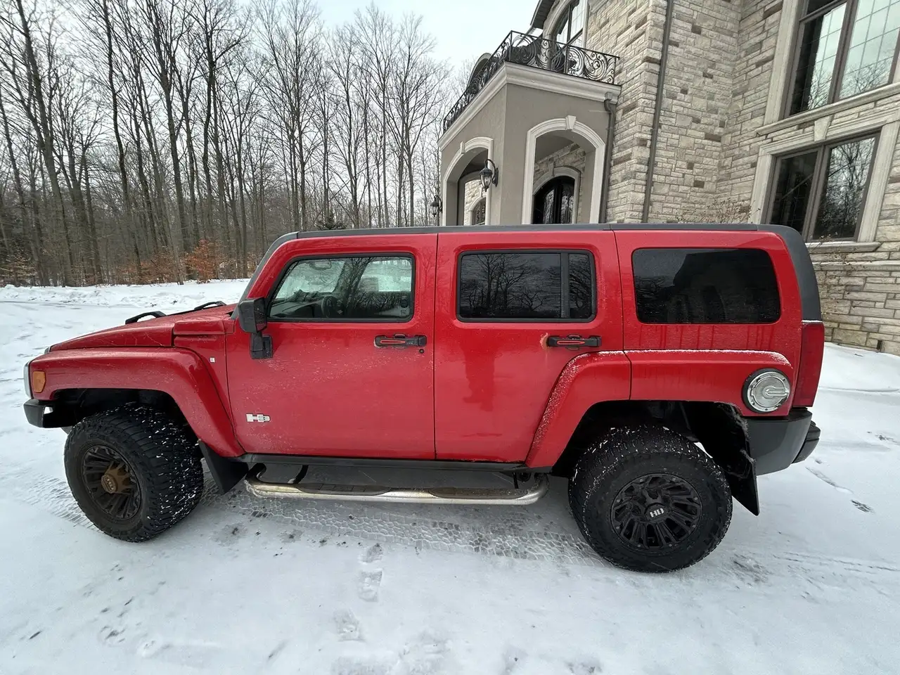 HUMMER H3 снимка HUMMER H3
