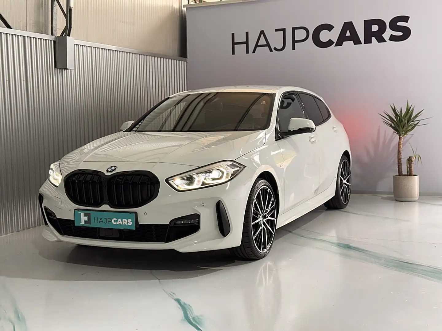 BMW 120 d xDrive Aut. M Sport/RückFK/ACC Weiß - 2