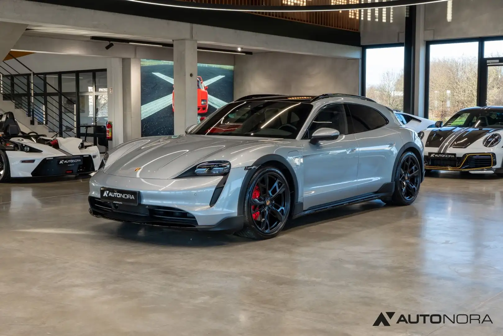 Porsche Taycan 4S Cross Turismo InnoDrive Beifahrerdispl Silber - 1