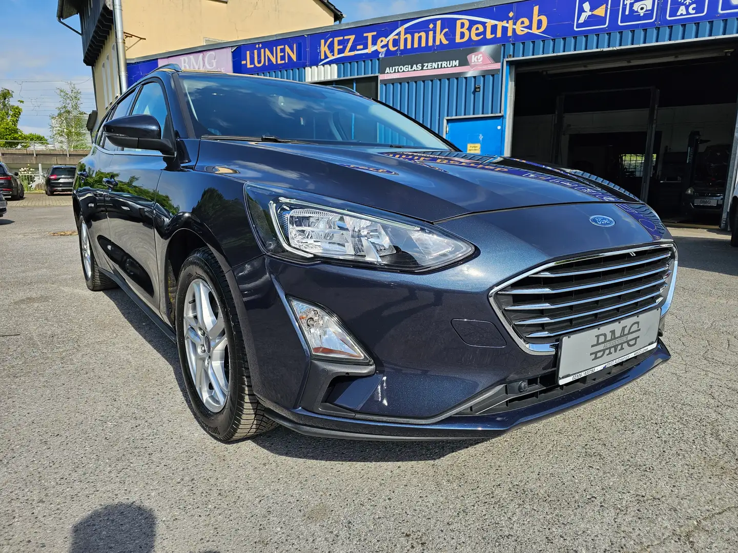 Ford Focus Cool 1,0 EcoBoost Blau - 2
