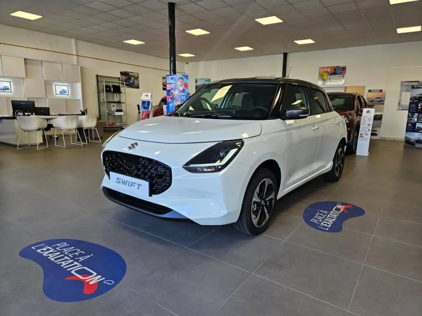 Suzuki Swift 1.2 Hybrid 83ch Pack AllGrip Blanc - 1